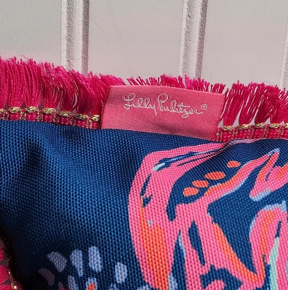 Lilly Pulitzer Gypsea Girl Throw Pillow 18x18 Like New - Picture 4 of 6